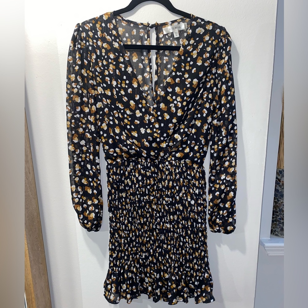 ROW A Size M Smocked Black White Gold Mini Dress